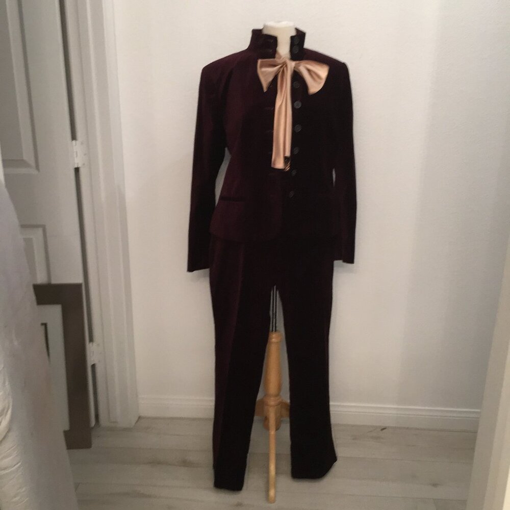 CHAPS Velvet Pant Suit with Mandarin Collar